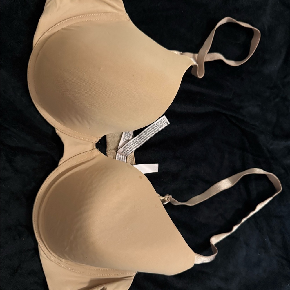 Victoria's Secret Tan Bra